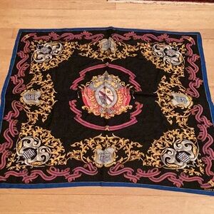 Square Ellen Tracy Scarf